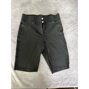 Retrology Women's M Black Stretchy Bermuda Shorts 10‎ 1/2" inseam co1917